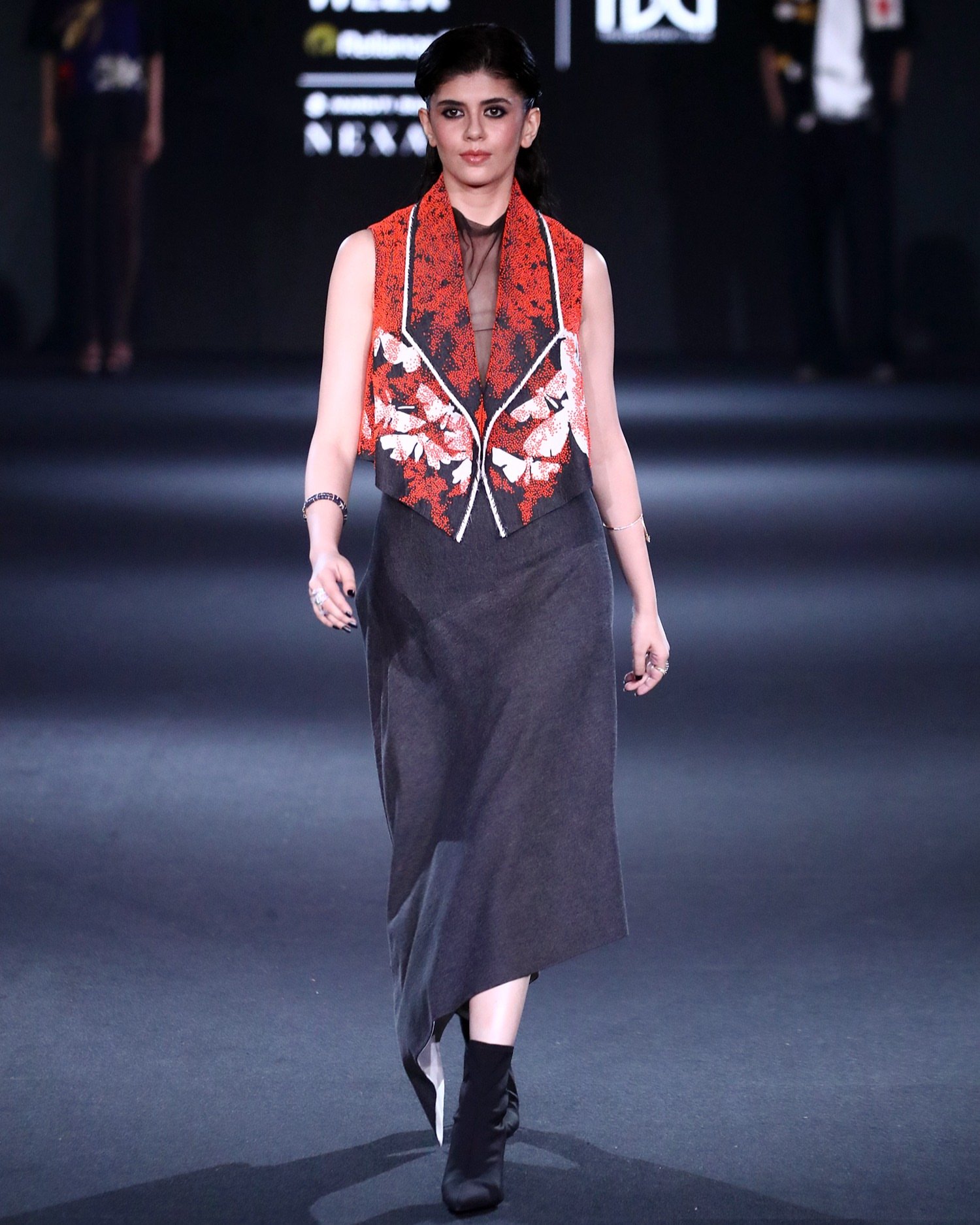 Sanjana Sanghi's heart-stopping style will steal
