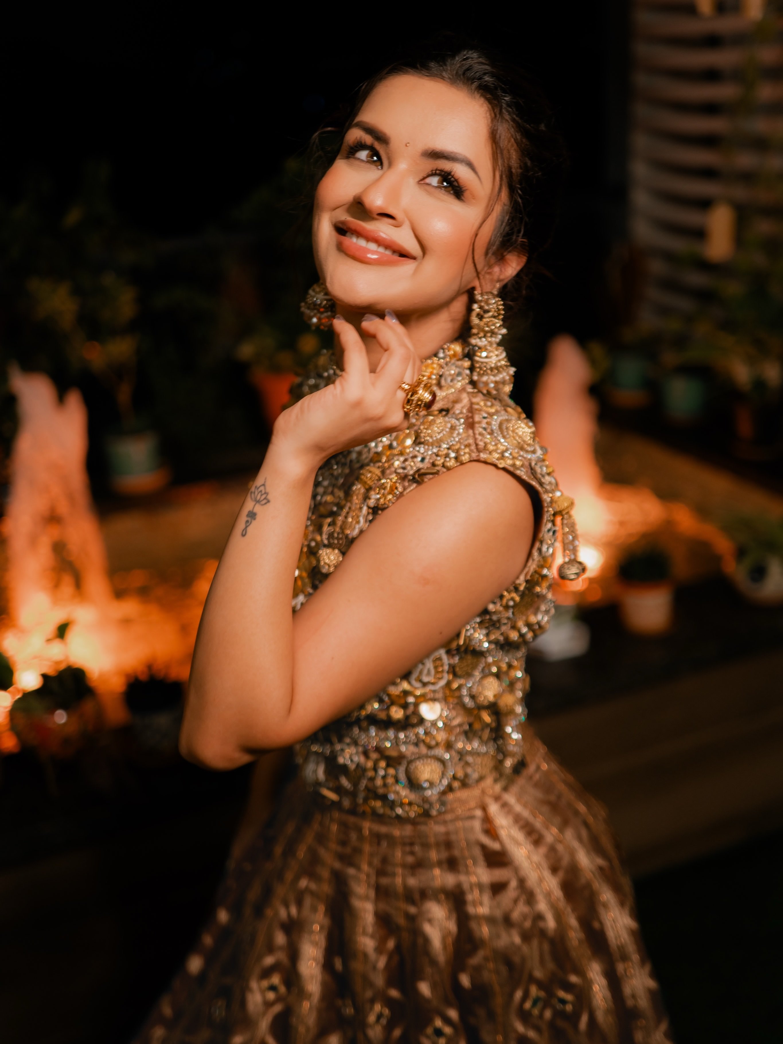 Avneet Kaur's beauty in embroidered lehenga